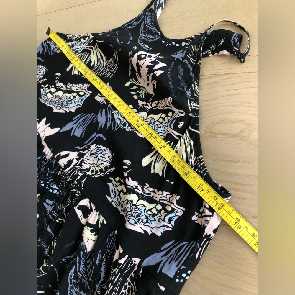 Babydoll halter dress in Black & Blush modern floral print - Picture 4 of 6